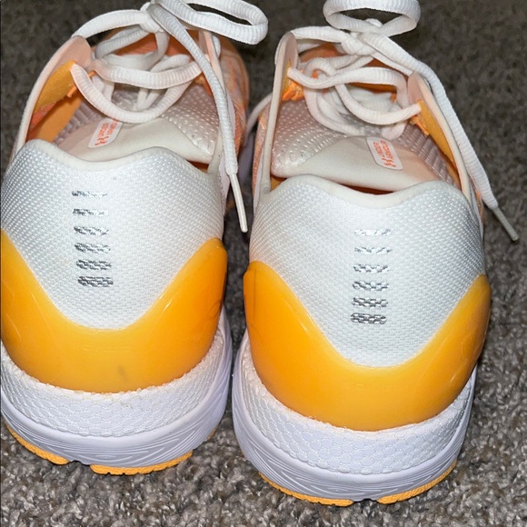 Under Armour HOVR Sonic 5 Running shoes - Picture 4 of 8